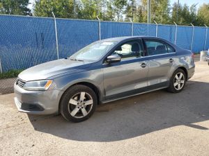 Volkswagen Jetta SE 1.8L 4 2014