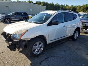 Nissan Rogue S 2.5L 4 2015