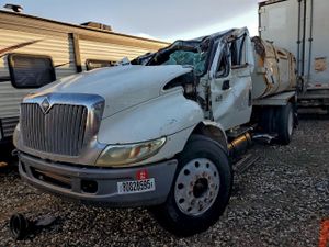 International DuraStar / 4000 4300 7.6L 6 2006