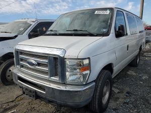 Ford Econoline E350 SUPER DUTY WAGON 5.4L 8 2011