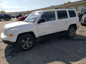Jeep Patriot LATITUDE 2.4L 4 2015