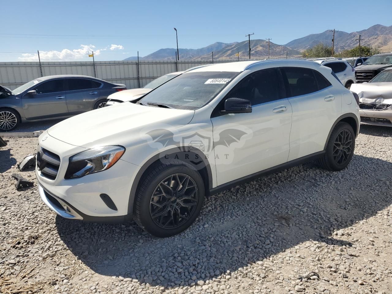 Mercedes-Benz GLA 250 4MATIC 2.0L 4 2015