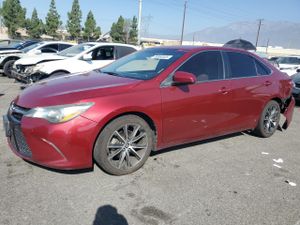Toyota Camry LE 2.5L 4 2015