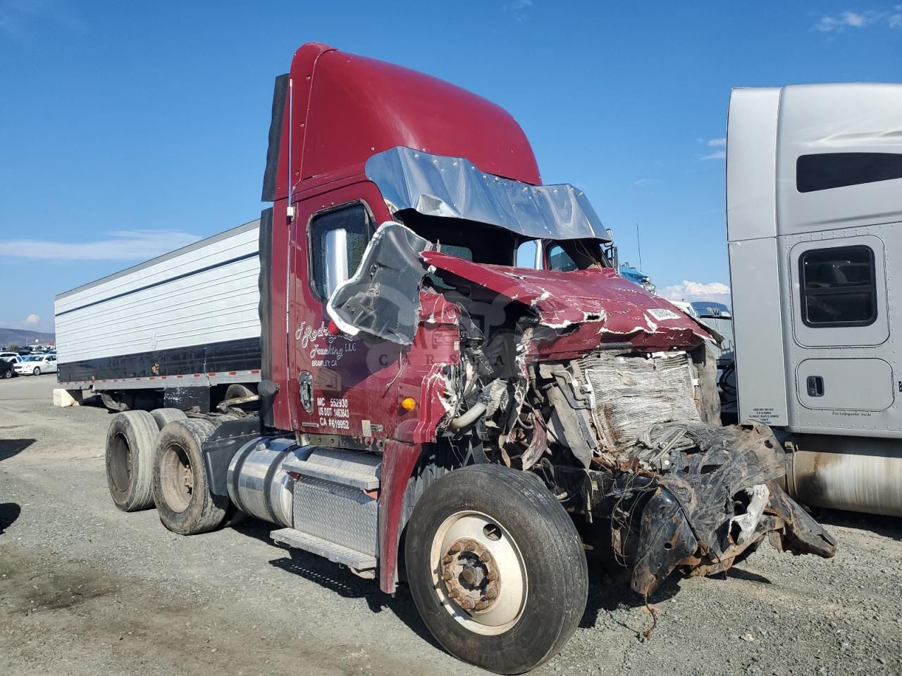 Freightliner Cascadia 14.8L 6 2011