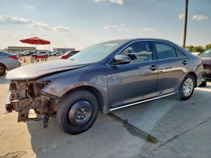 Toyota Camry L 2.5L 4 2014