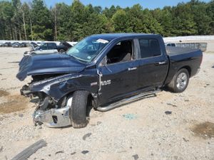 RAM 1500 SLT 5.7L 8 2014