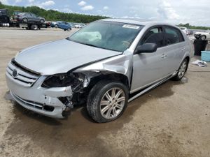Toyota Avalon XL 3.5L 6 2006