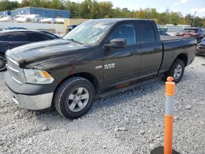 RAM 1500 ST 5.7L 8 2014