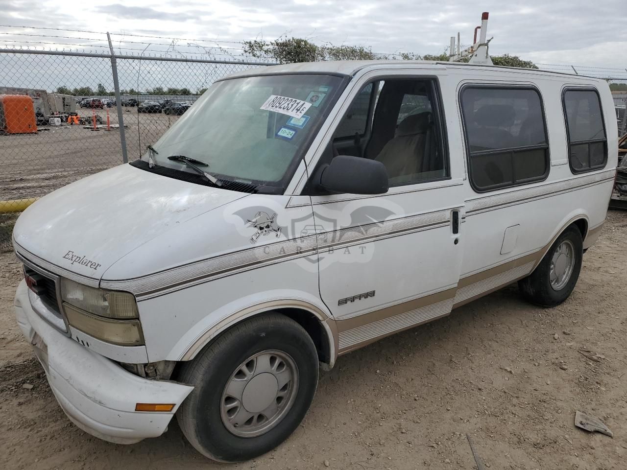 GMC Safari XT 4.3L 6 2000
