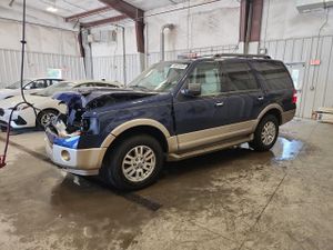 Ford Expedition XLT 5.4L 8 2011