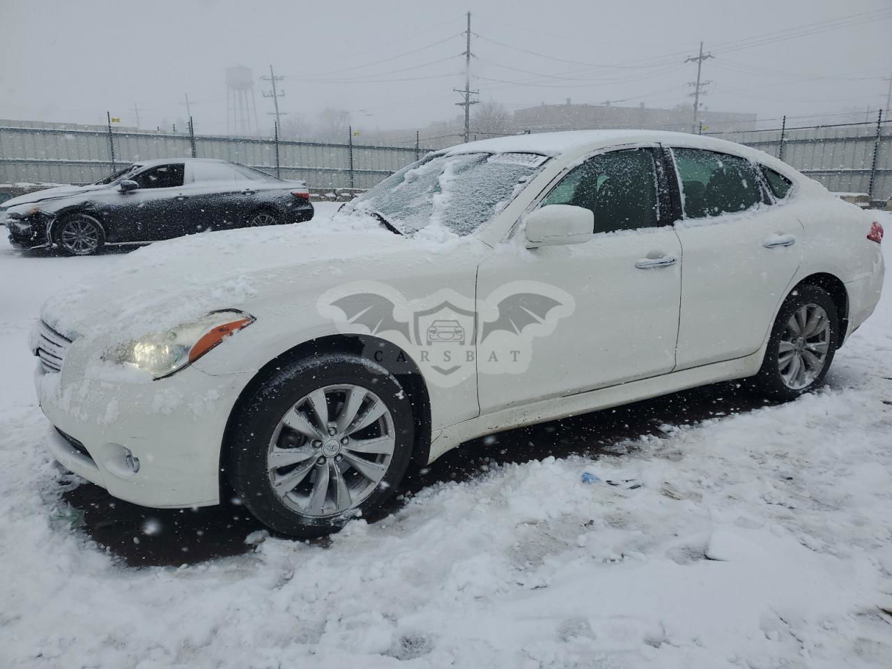Infiniti M37 X 3.7L  6 2011