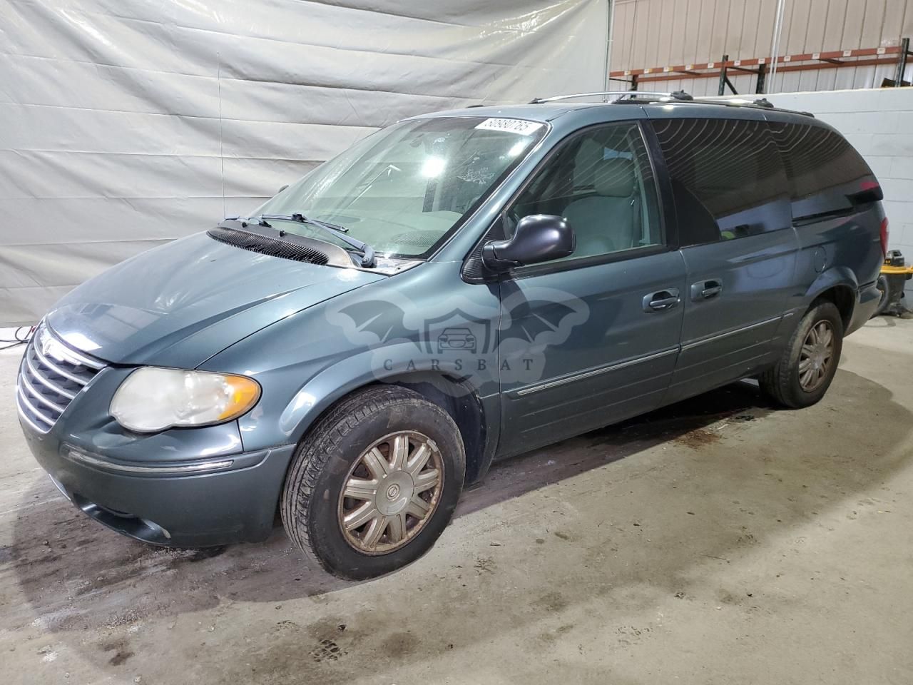 Chrysler Town & Country LIMITED 3.8L 6 2005