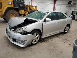 Toyota Camry L 2.5L 4 2014