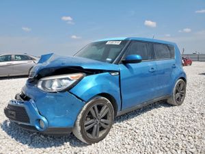 Kia Soul + 2.0L 4 2015