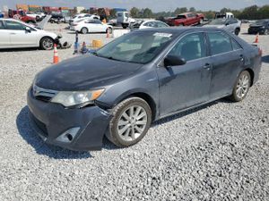 Toyota Camry HYBRID 2.5L 4 2012