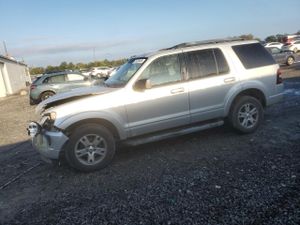 Ford Explorer XLT 4.0L 6 2010