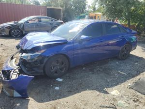 Hyundai Elantra SEL 2.0L 4 2023
