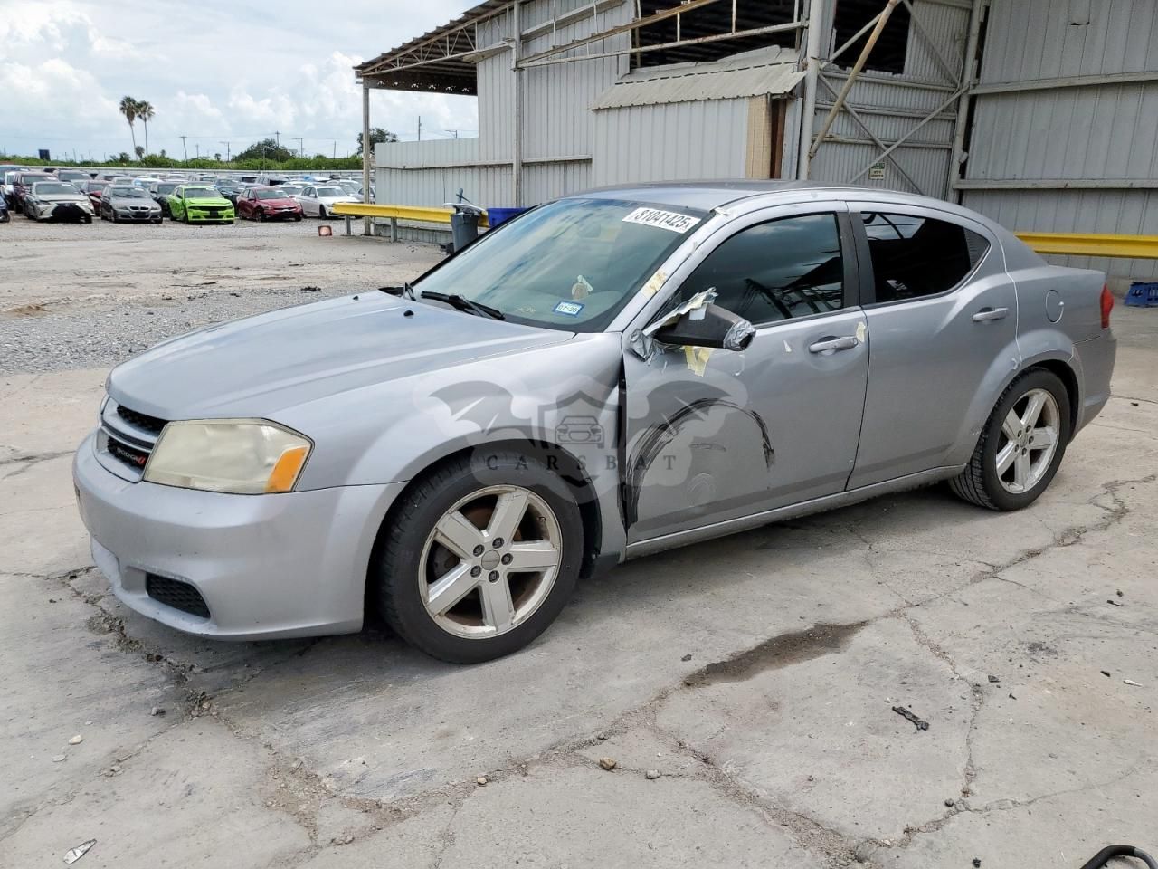 Dodge Avenger SE 2.4L 4 2013