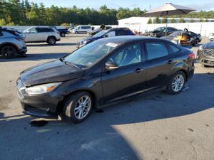 Ford Focus SE 2.0L 4 2015