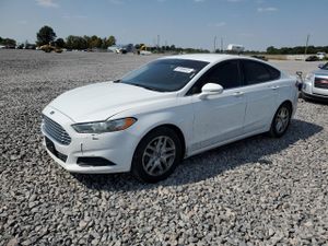Ford Fusion SE 2.5L 4 2015
