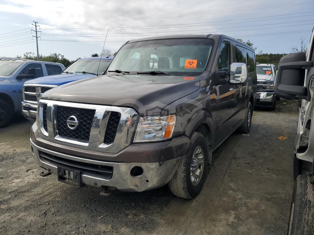 Nissan NV series 3500 S 5.6L 8 2014