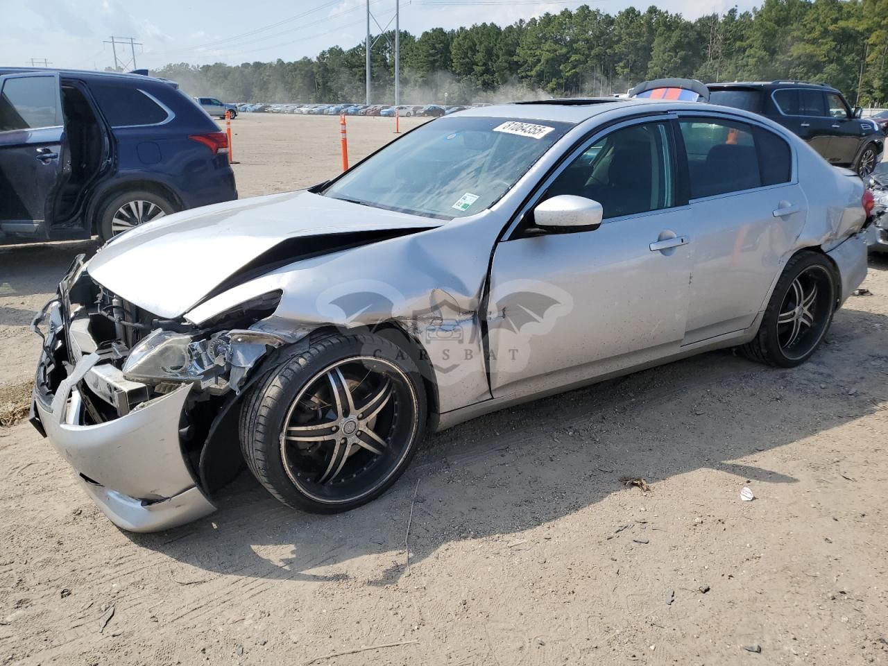 Infiniti G37 3.7L 6 2013