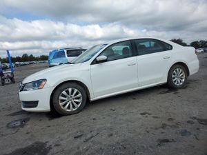 Volkswagen Passat S 1.8L 4 2015