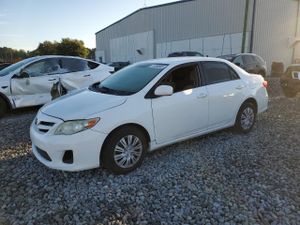 Toyota Corolla BASE 1.8L 4 2011