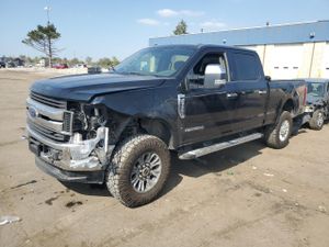 Ford F-250 SUPER DUTY 6.7L 8 2017