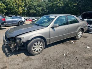 Toyota Camry LE 3.0L 6 2000