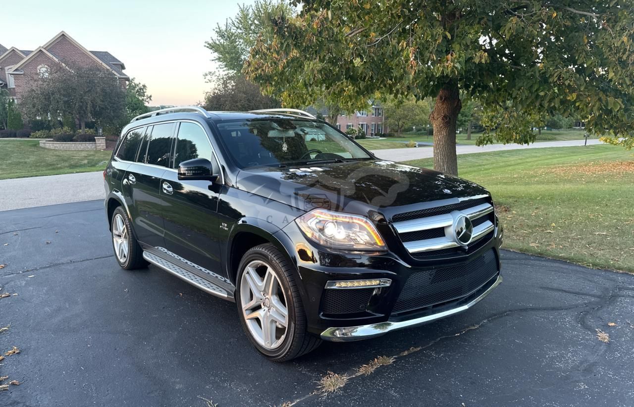 Mercedes-Benz GL 550 4MATIC 4.6L 8 2016