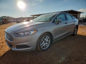 Ford Fusion SE 2.5L 4 2016