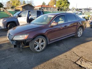 Volkswagen Passat SEL 2.0L 4 2012