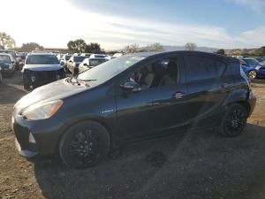 Toyota Prius 1.5L 4 2012