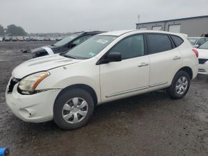 Nissan Rogue S 2.5L 4 2013