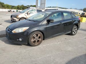 Ford Focus SE 2.0L 4 2014