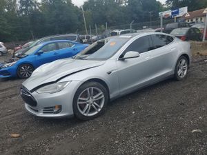 Tesla Model S 2013