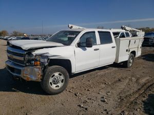 Chevrolet Silverado 1500 C2500 HEAVY DUTY 6.0L 8 2015