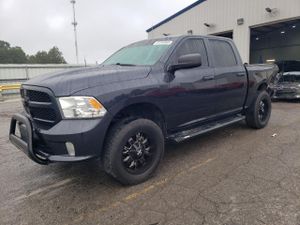 RAM 1500 ST 5.7L 8 2015