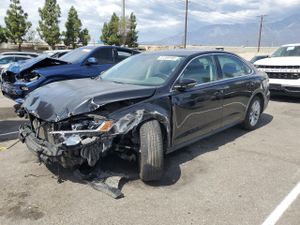 Volkswagen Passat SE 2.0L 4 2020