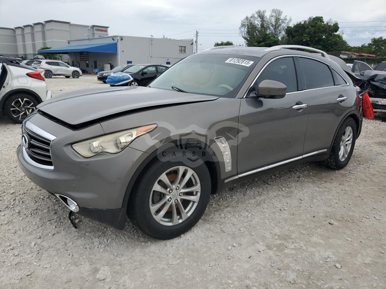 Infiniti QX70 3.7L 6 2015