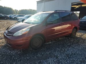 Toyota Sienna CE 3.5L 6 2009