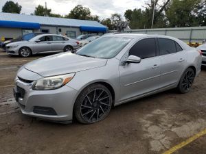Chevrolet Malibu 1LT 2.5L 4 2015
