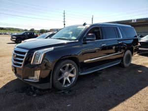 Cadillac Escalade ESV LUXURY 6.2L 8 2015