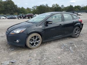 Ford Focus SE 2.0L 4 2014