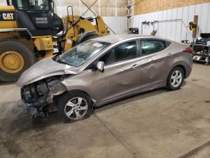 Hyundai Elantra SE 1.8L 4 2015
