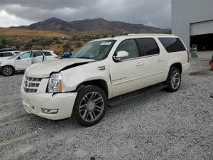 Cadillac Escalade ESV PREMIUM 6.2L 8 2014