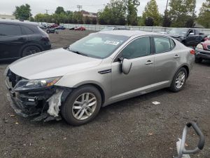 Kia Optima LX 2.4L 4 2013