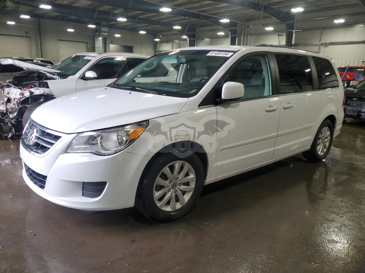 Volkswagen Routan SE 3.6L  6 2013