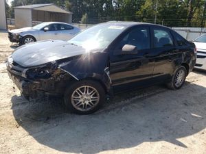 Ford Focus SE 2.0L 4 2011